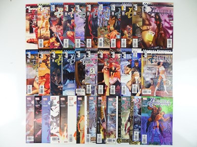 Lot 550 - ELEKTRA (35 in Lot) - (2001/04 - MARVEL) - ALL...