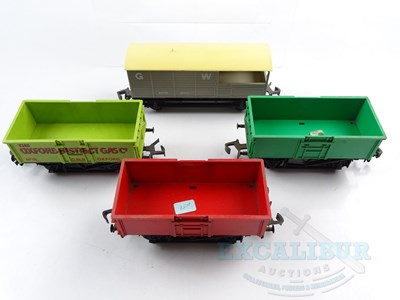 Lot 698 - A group of unboxed LIMA O gauge model railways...