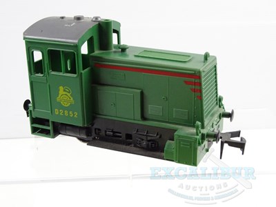 Lot 698 - A group of unboxed LIMA O gauge model railways...