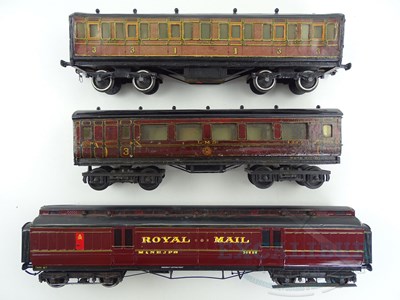 Lot 719 - A group of O gauge kitbuilt coaches comprising...