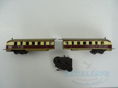 Lot 722 - A MARKLIN O gauge TW12970 'Flying Hamburger'...