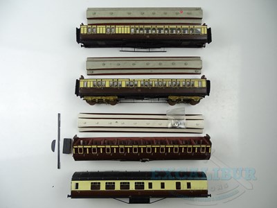 Lot 738 - A group of O gauge kitbuilt coaches of brass...