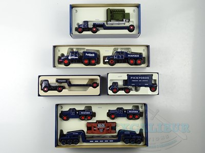 Lot 80 - A group of CORGI 1:50 scale articulated and...