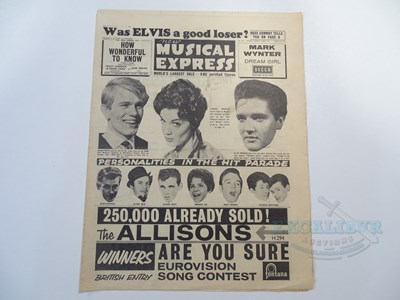 Lot 13 - A group of 10 NEW MUSICAL EXPRESS magazines -...