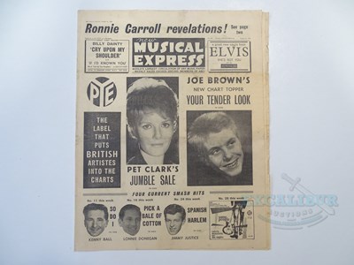 Lot 19 - A group of 10 NEW MUSICAL EXPRESS magazines -...