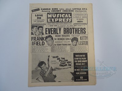 Lot 20 - A group of 10 NEW MUSICAL EXPRESS magazines -...