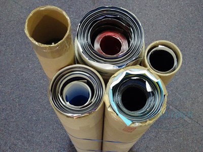 Lot 329 - A large job lot of rolled one sheet and Quad...