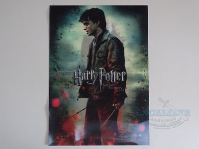 Lot 370 - HARRY POTTER AND THE DEATHLY HALLOWS PART 2...