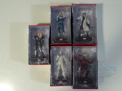 Lot 392 - MARVEL - A group of 5 Eaglemoss figures...