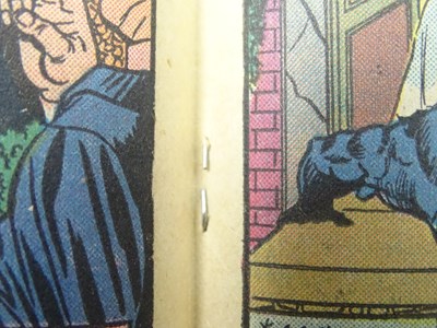 Lot 215 - AVENGERS # 144 (1976 - MARVEL - Cents Copy) -...