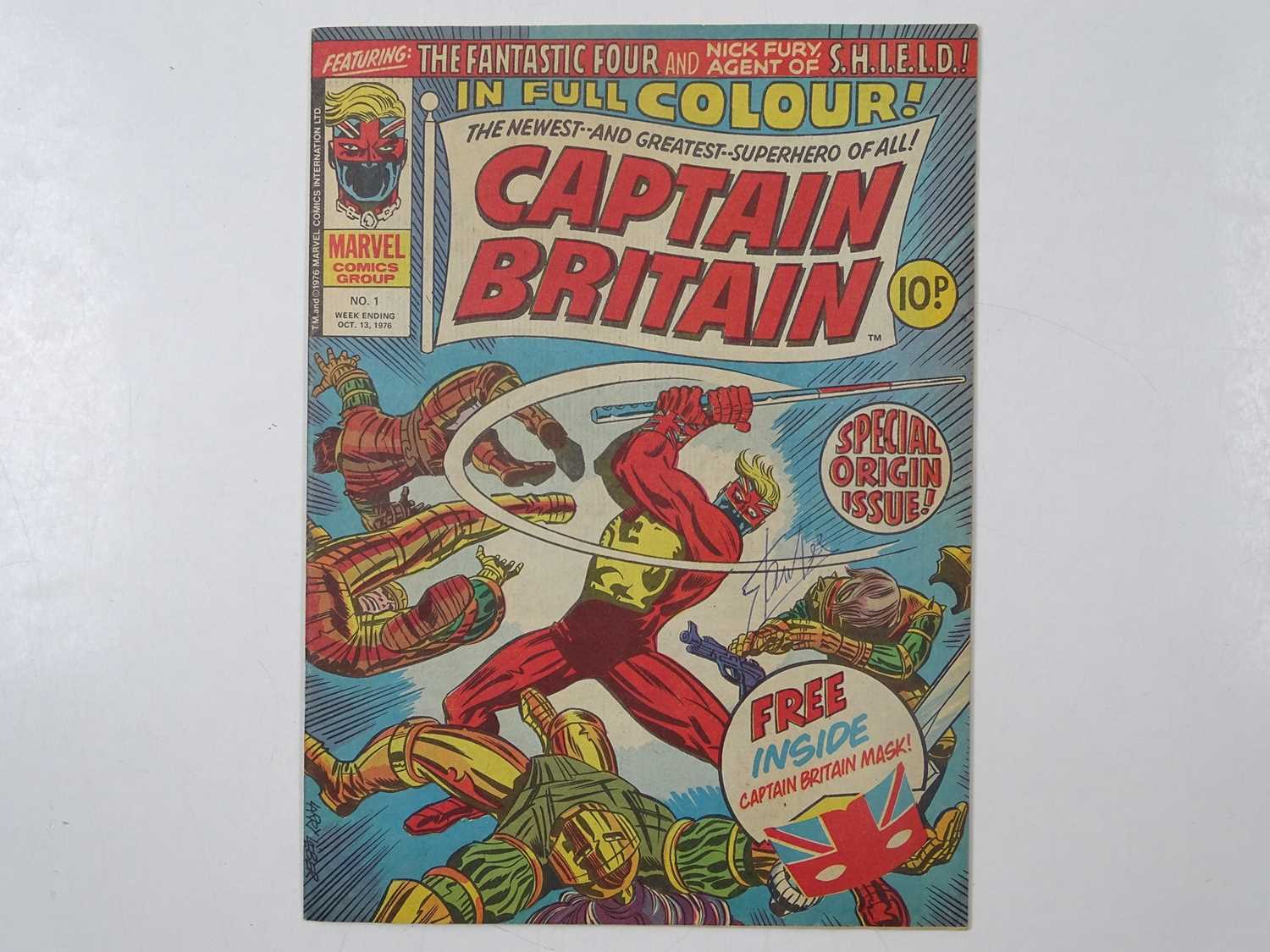 Lot 345 - CAPTAIN BRITAIN #1 AUTOGRAPHED BY STAN LEE...