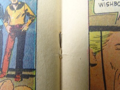 Lot 335 - RAWHIDE (FOUR COLOUR) #1261 (1961 - DELL)...