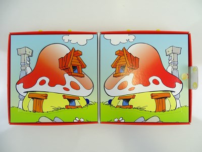 Lot 159 - MCDONALDS: SMURFS - Happy Meal Presentation...