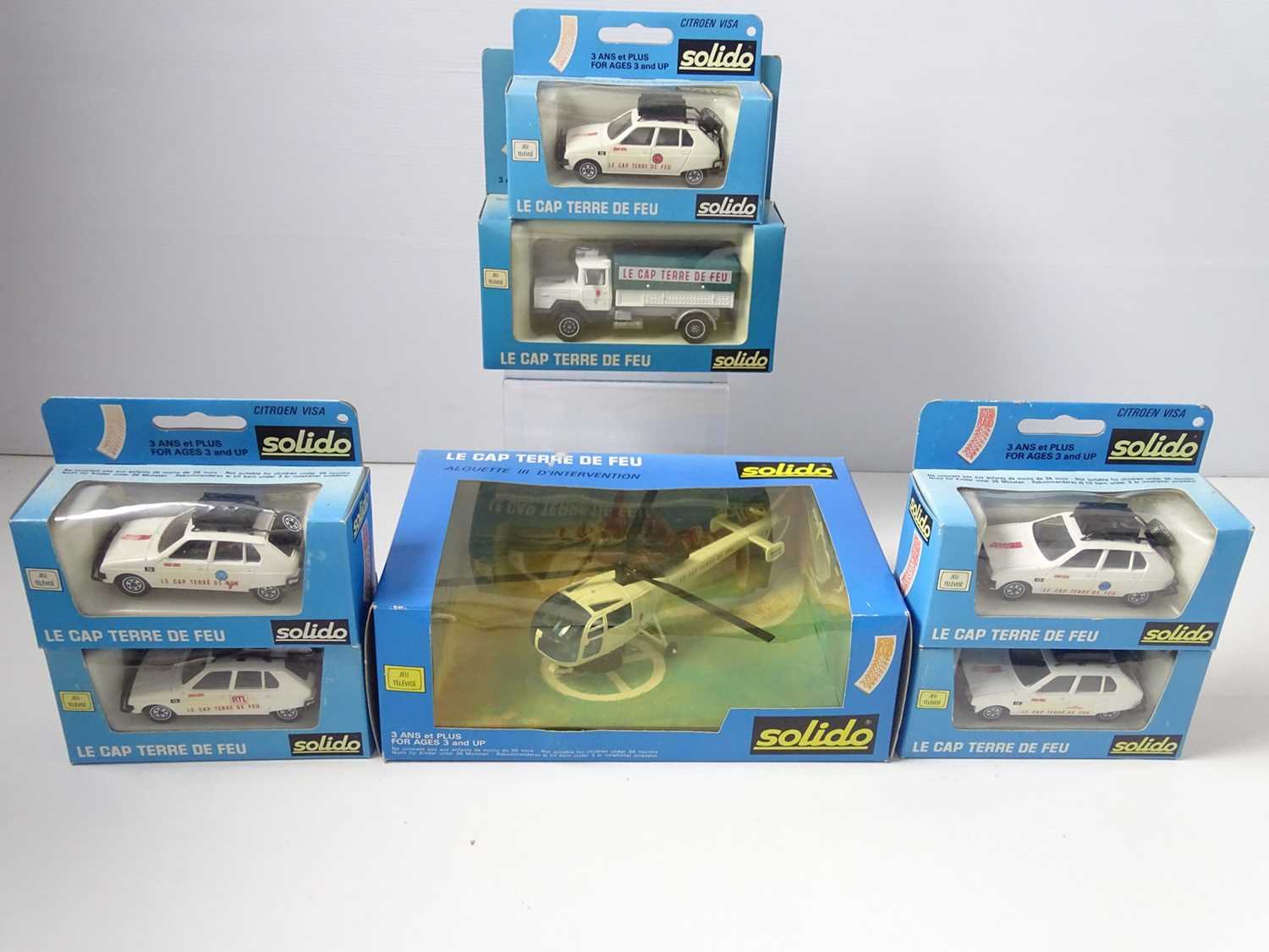 Lot 119 - A group of vintage SOLIDO models comprising...