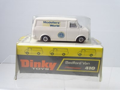 Lot 129 - A group of DINKY Toys comprising 303 Commando...