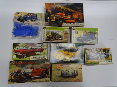 Lot 175 - A group of 1:32 scale AIRFIX kits plus one...