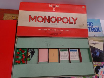 Lot 178 - A group of vintage board games to include...