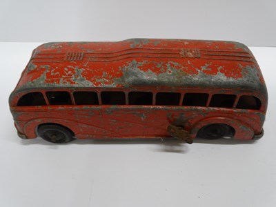 Lot 185 - A mixed group of tinplate large scale model...