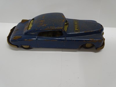 Lot 185 - A mixed group of tinplate large scale model...