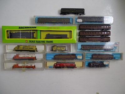 Lot 235 - A group of American outline N gauge...