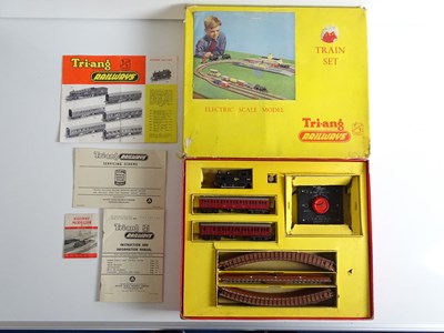 Lot 255 - A TRI-ANG TT gauge TAX suburban passenger...