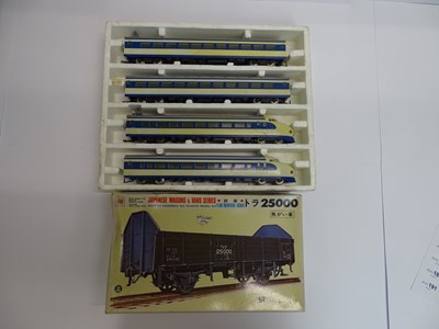 Lot 260 - A part boxed LIMA HO gauge Japanese bullet...