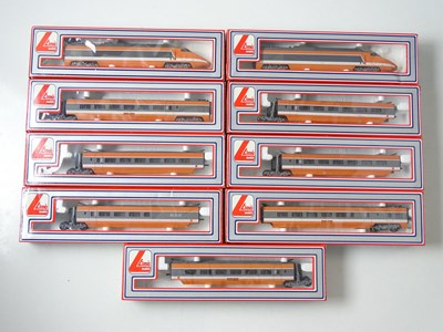 Lot 301 - A LIMA HO gauge near complete formation 9-car...