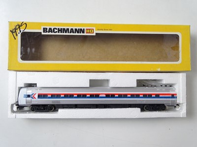 Lot 304 - A group of BACHMANN HO gauge American outline...