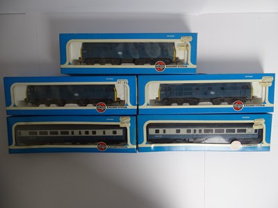 Lot 312 - A group of AIRFIX OO gauge class 31 diesel...