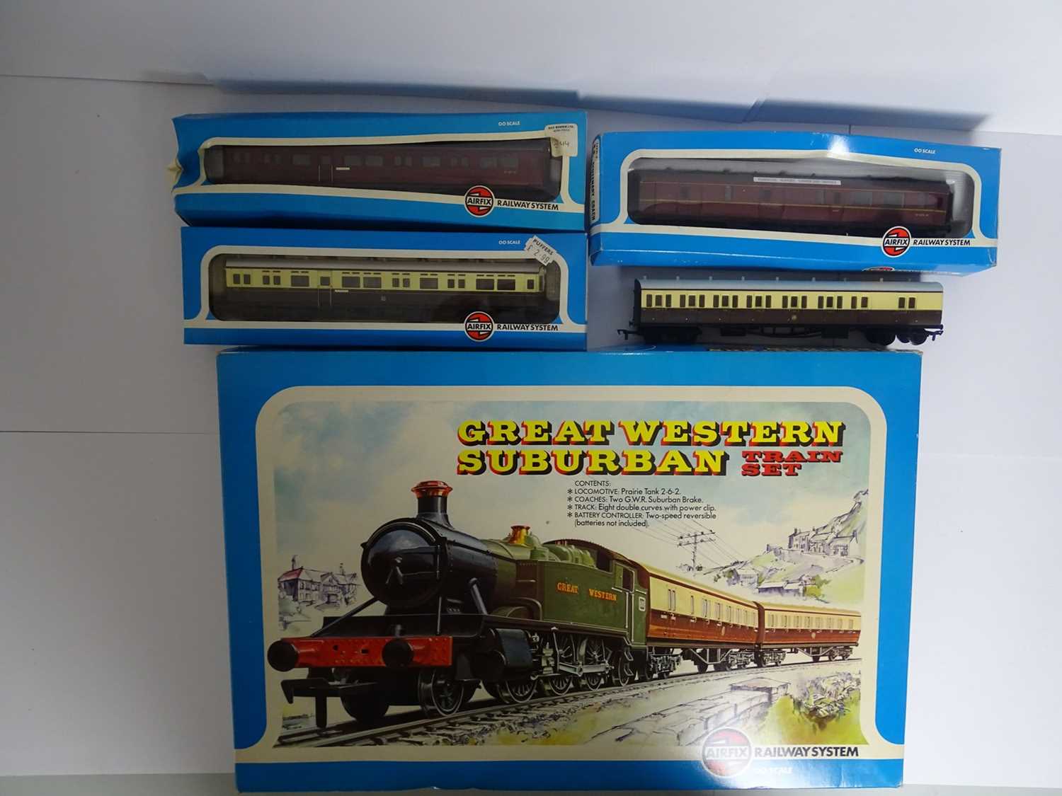 Lot 317 - An AIRFIX OO gauge Great Western Suburban...