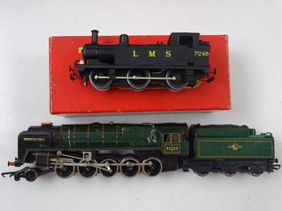 Lot 329 - A group of HORNBY OO gauge locomotives...