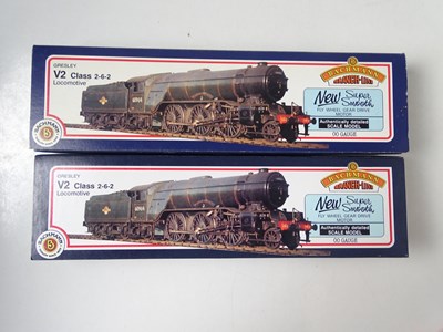 Lot 356 - A pair of BACHMANN OO gauge class V2 steam...