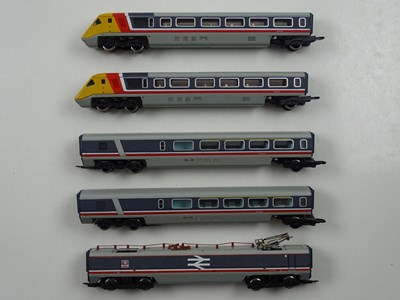 Lot 371 - A HORNBY OO gauge 5-car Advanced Passenger...