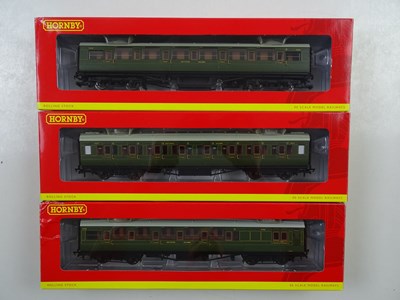 Lot 376 - A HORNBY R4378 OO gauge 'Southern Suburban...