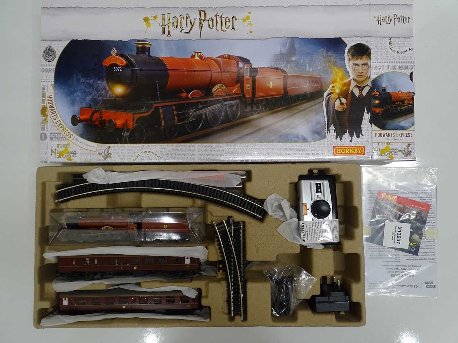 Lot 410 - A HORNBY R1234 OO gauge 'Harry Potter