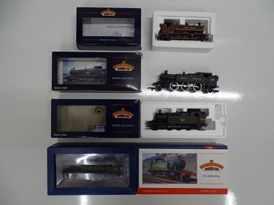 Lot 440 - A group of BACHMANN OO gauge panier and...