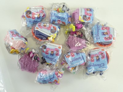 Lot 195 - MCDONALDS: HAPPY MEAL TOYS - Disneyland Paris...