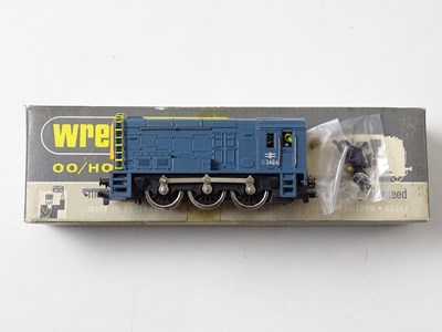 Lot 480 - A pair of WRENN OO gauge locomotives...