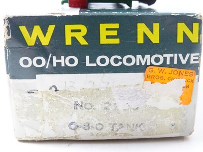 Lot 480 - A pair of WRENN OO gauge locomotives...