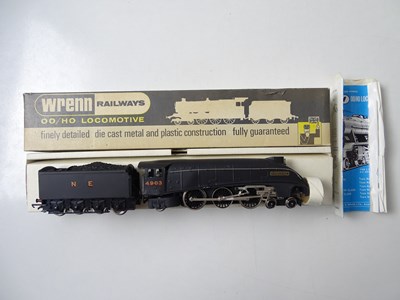 Lot 488 - A WRENN W2213 OO gauge Class A4 steam...