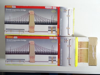 Lot 509 - A pair of HORNBY OO gauge Grand Suspension...