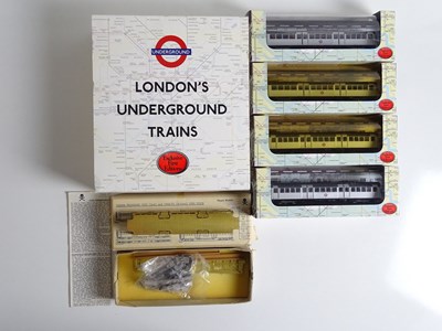 Lot 511 - An EFE OO gauge 4-car Central Line 1962 tube...