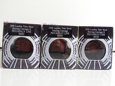 Lot 512 - A group of EFE OO gauge Piccadilly Line 1938...