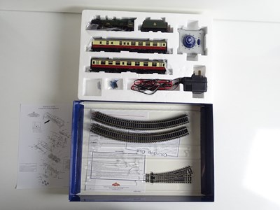 Lot 513 - A BACHMANN OO gauge 30-020 'Royal Scot'...