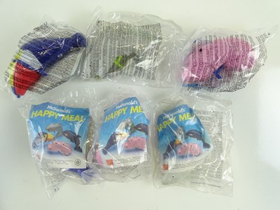 Lot 200 - MCDONALDS: HAPPY MEAL TOYS - Plastic water...