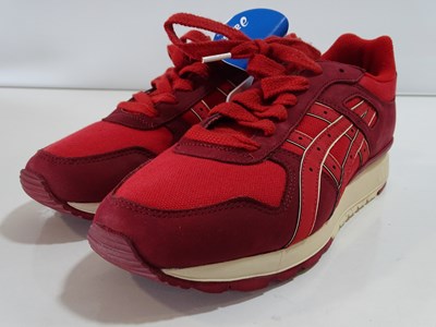 Lot 41 - ASICS - GT2 Trainers - US7 / US8 - Red /...
