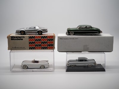 Lot 102 - A group of loose and 1 boxed 1:43 scale hand...