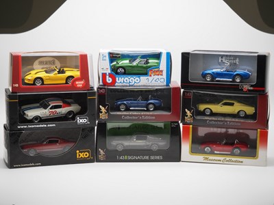 Lot 107 - A group of 1:43 scale Ltd models including IXO...