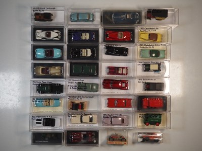 Lot 225 - A group of 1:43 scale unboxed models of...