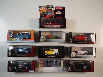 Lot 233 - A group of boxed and 1 unboxed 1:43 scale...